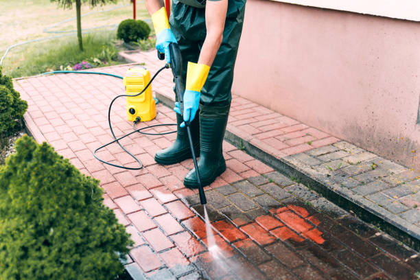 Why Choose Our Certified Pressure Washing Experts for Your Project Needs in Melrose, MA?